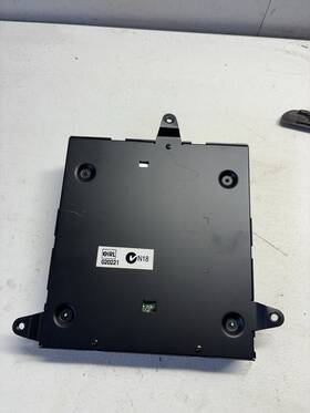 0838387102 Alpine Audio Amplifier Sound System Bmw 325i E46 Oem E46/4