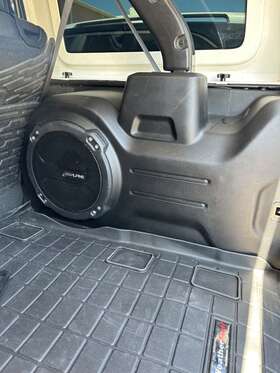 Alpine 2018-2023 Jeep Jlu Inner Quarter Panel With Speaker