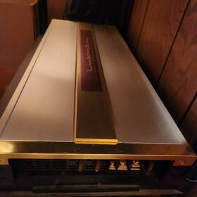 Cm6000 Amp Luxman .....maybe The Most Beautiful Amplifier Ever