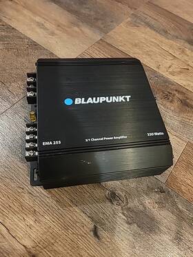 1051110320 Blaupunkt Ema 225 330watts Stereo Amplifier