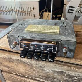 991-8093 Blaupunkt 981-8093 Vtg Autoradio Frankfurt Germany Us Am/fm Kbd Untested As-is