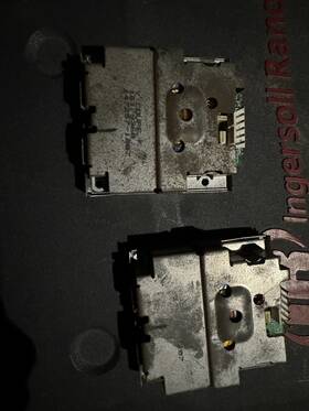 Bose 147257-1207 C4 Corvette Original Speaker Amplifiers X2