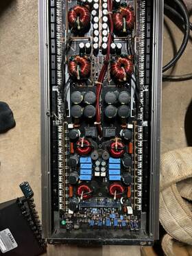 Tm-8800.1 Clarion Black Barley Used Amplifier