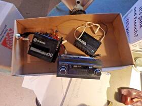 Trx-100 Clarion 2r-vintage 3 Piece Car Cassette System- 2 And 1 Coustic Untested