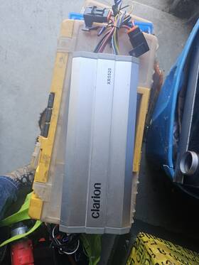 Xr5520 Clarion Amp 5 Channels 800 Watts Used