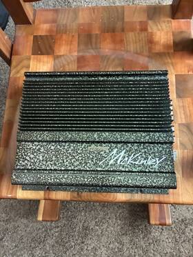 95030232 Hitron 2-channel Car Audio Mckinley Amplifier 400w Rms Power