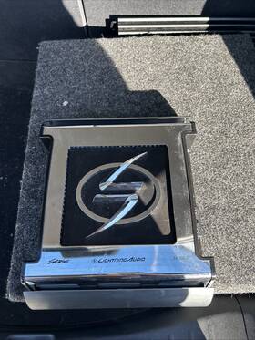6092020124-20 Lightning Audio Amp