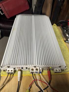 Ms2150 Phoenix Gold Two Channels Power Amplifier Working Only 1 Channel Works