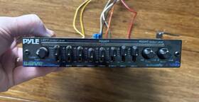 Ple702b Pyle 7 Bands Graphic Equalizer With Subwoofer Crossover And Bass Bost