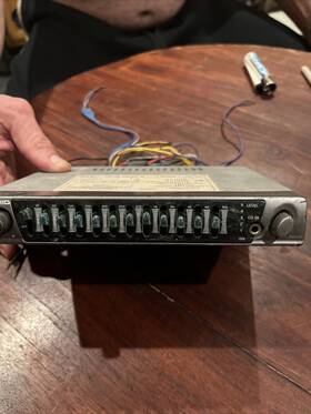 1201gc Pyramid Old School 12 Band Model Equalizer/ Crossover 4 Speaker System