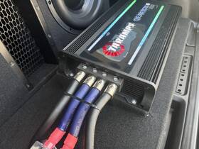 002074 Taramps The Big Boss 5 Bass Black Monoblock Amplifier 0.5 2 Rgb Effects 5000w