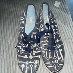 Keds Taylor Swift Key Print Navy Lace Up Canvas Sneakers Women's Comfort. Fixed Price $14.34.