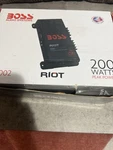 Boss Audio Systems Riot R1002 2-CHANNEL 200W Rms Car Amplifier. Fixed Price $43.31.